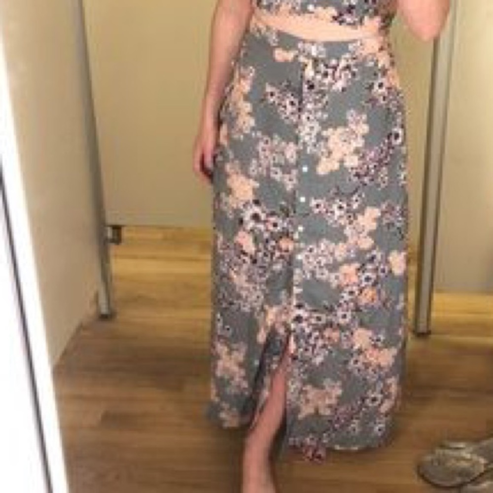 GYPSYS & MOONDUST Lily Floral Boho Skirt Size Lrg